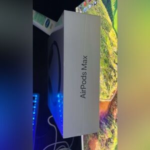 Brand New Airpods Max